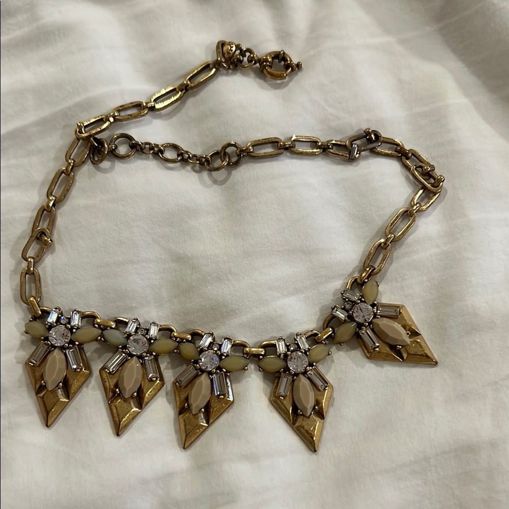 Elegant Gold Statement Necklace